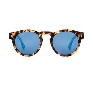 illesteva Leonard Mirrored Sunglasses